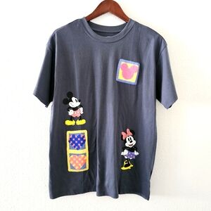 Disney Mickey Minnie tee shirt size L gray short sleeve knit appliques graphic
